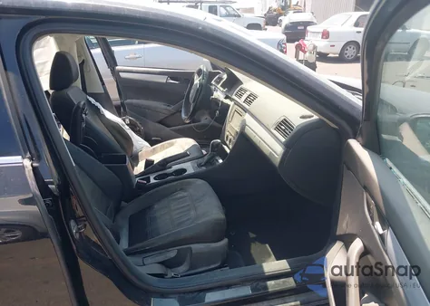 2013 Volkswagen Passat 2.5L Se from USA, damaged, VIN 1VWBP7A3XDC062979